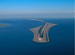 太酷了：跨海大橋修到中間，突然消失！