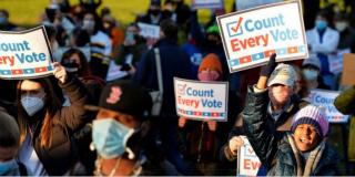 直擊美國大選：約1.6億選民投票，投票率創(chuàng)新高